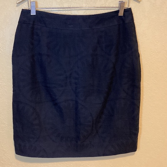 Yigal Azrouel New York Black 100% Cotton textured brocade skirt lined size 8